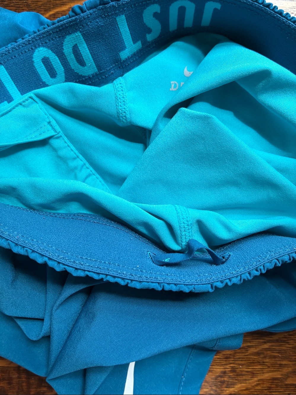 Nike shorts women’s size S dri-fit *sale* 2/$20 pants/shorts! - Picture 6 of 7